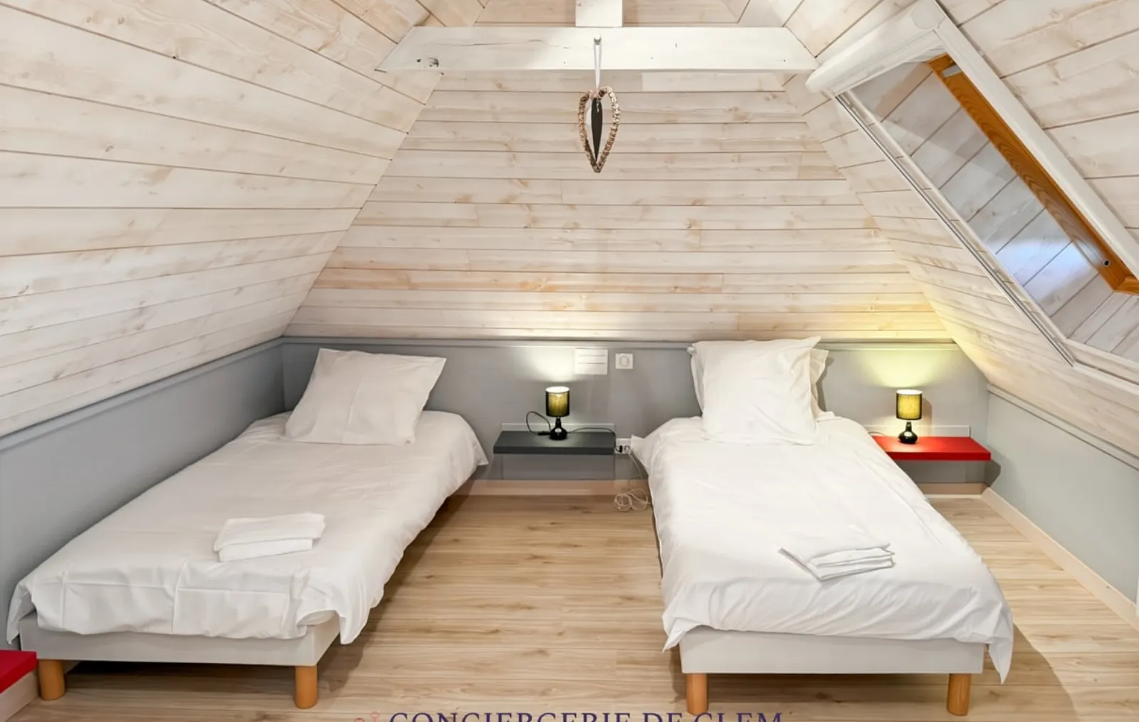 Dormitorio bambini con tepee